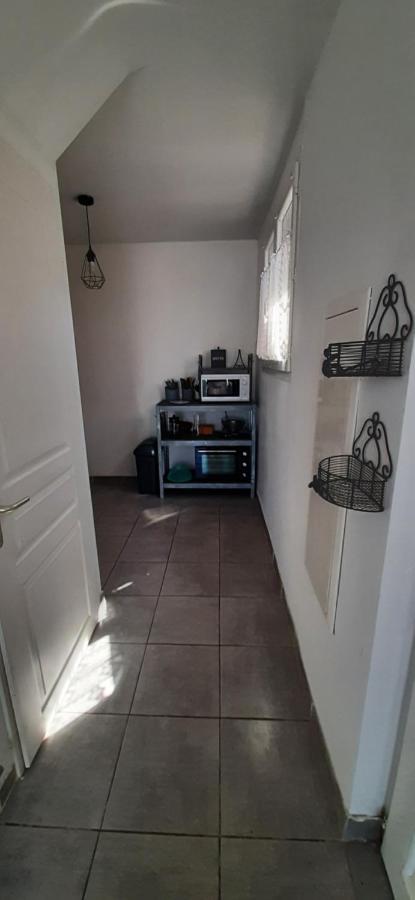 Jolie Maisonnette A Proximite De Toutes Commodites Saintes-Maries-de-la-Mer Luaran gambar