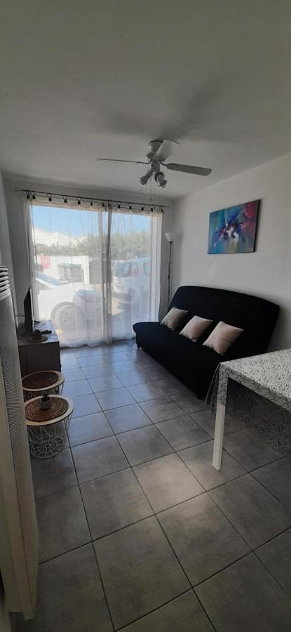 Jolie Maisonnette A Proximite De Toutes Commodites Saintes-Maries-de-la-Mer Luaran gambar